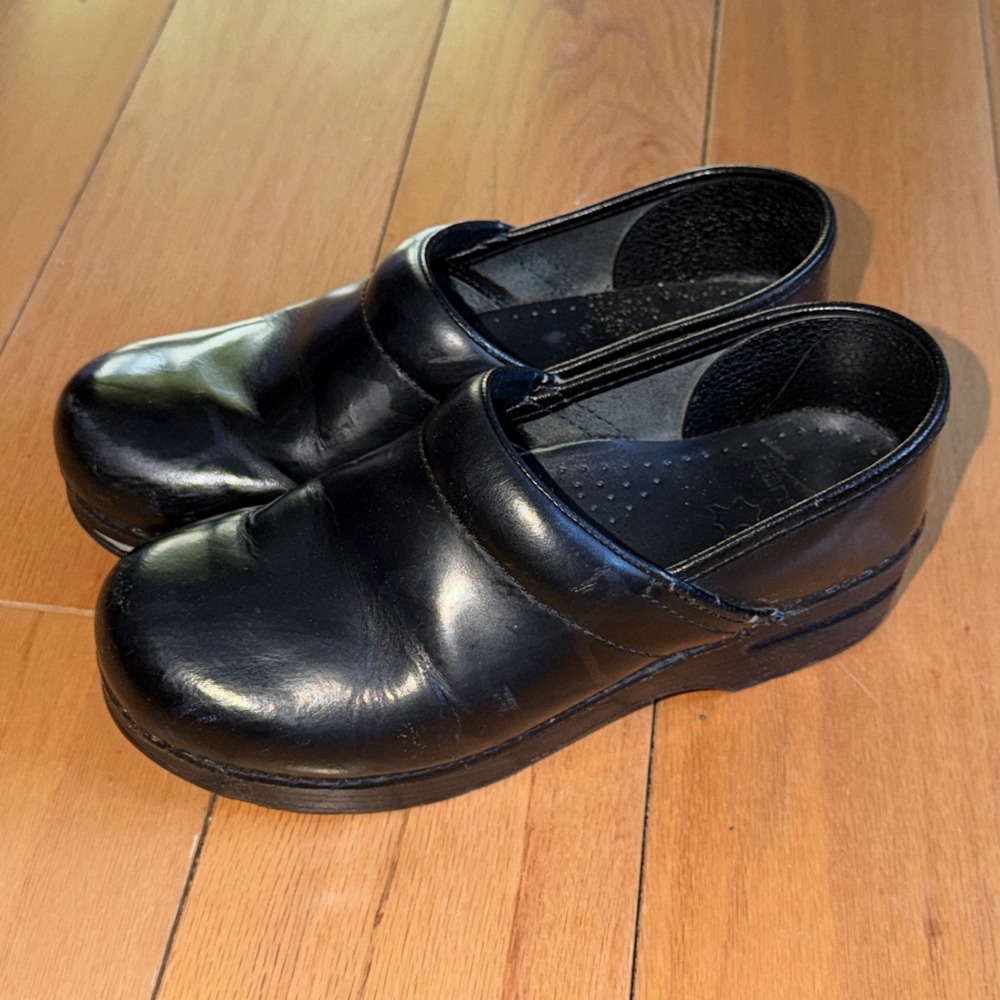 Y2K Dansko Black Leather Mule Heels Clogs EU 39 8.5 Comfort Block Heel
